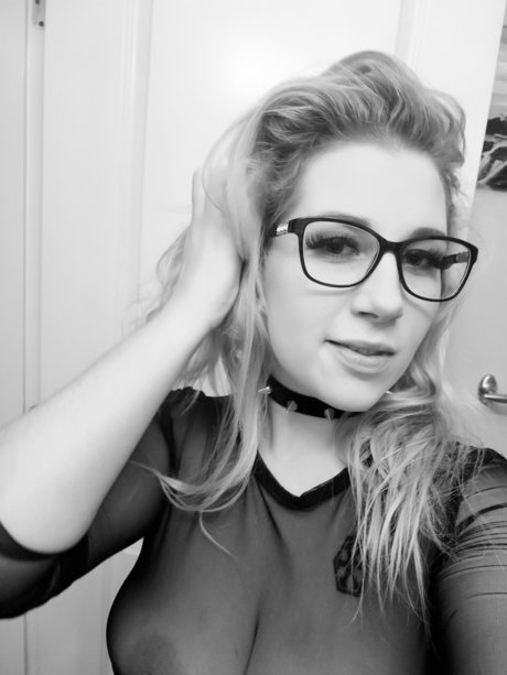 Peach Summers pornstar nudes gallery