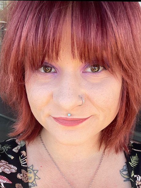 Anya Lee model art img