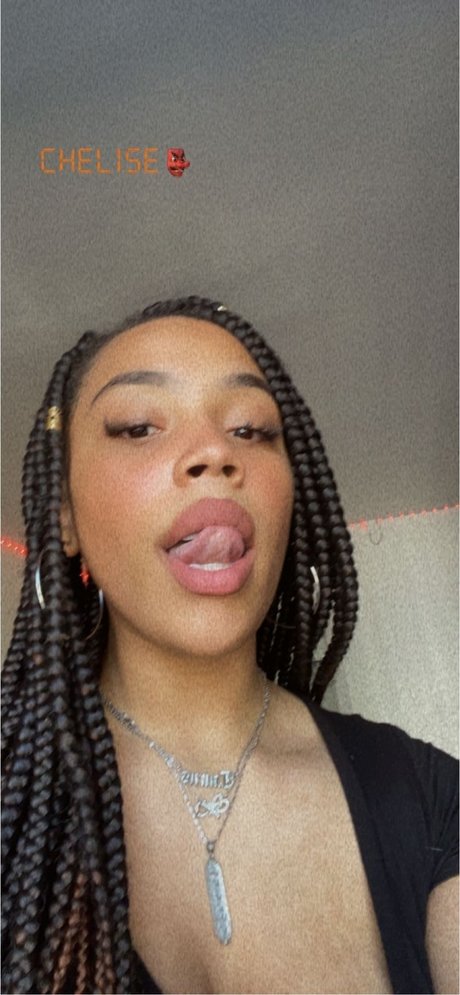 Female Dev_ model perfect img