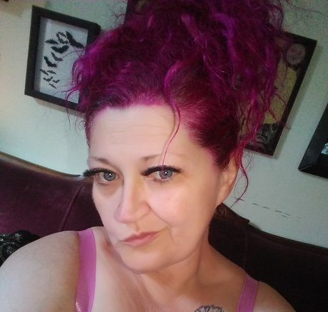 Pinki Hartless hd pornstar picture