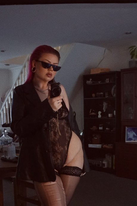 Mel FREE ACCOUNT model best photo