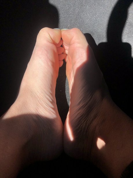 Piesito Luv xxx model archive