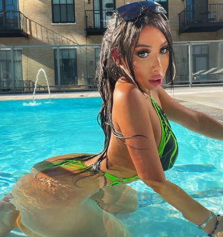 Brooklyn Diez pornstar beautiful gallery