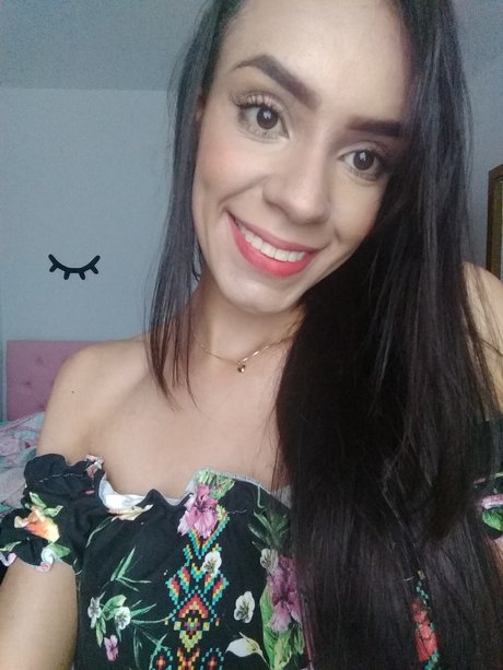 Phania erotic model gallery