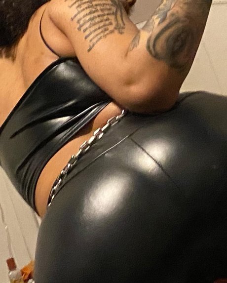 _QwueenSplash_ pretty star photo