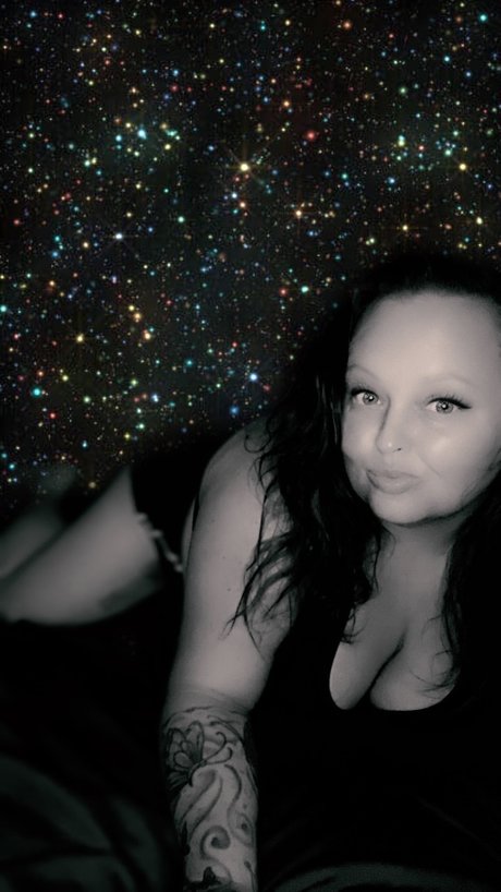 Amanda A mor model naked archive