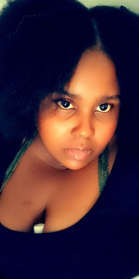 Mz Giva pornstar nude photos