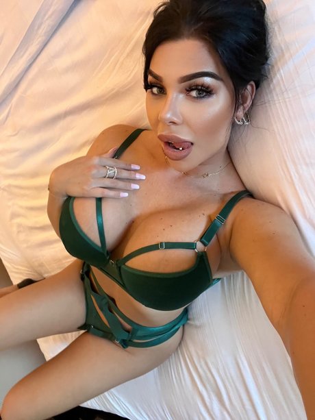 _Platinum Cindy_ nice star picture