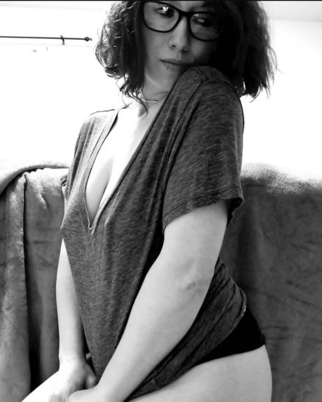 Pixi Princess model porn photos