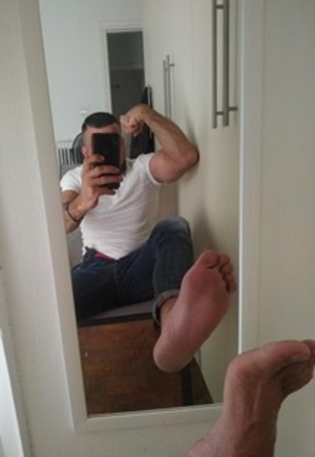 TopGun XL sex model img