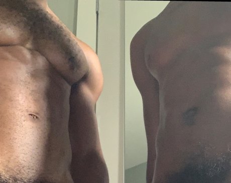 Pinky And Juice model pornographic galleries