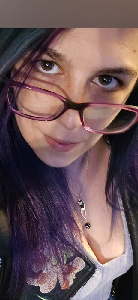 Cherryberry4u star naked pics