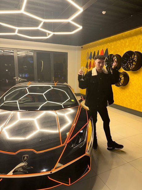 Twink19 model photos