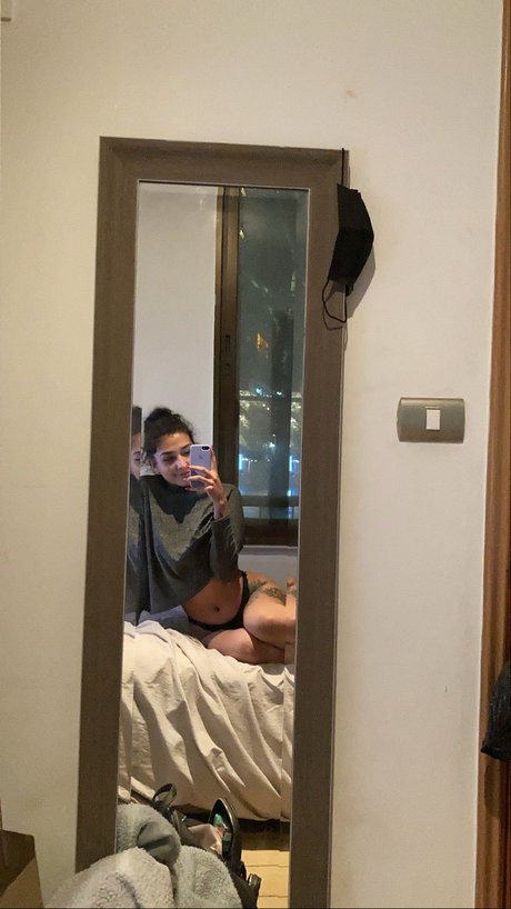 pouty girl_ art pornstar images