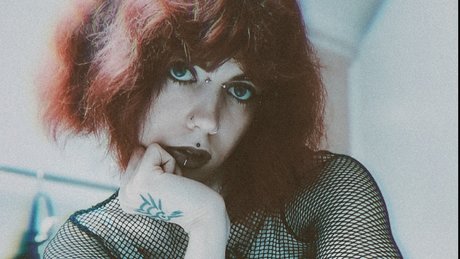 Laine Casper star pretty pic