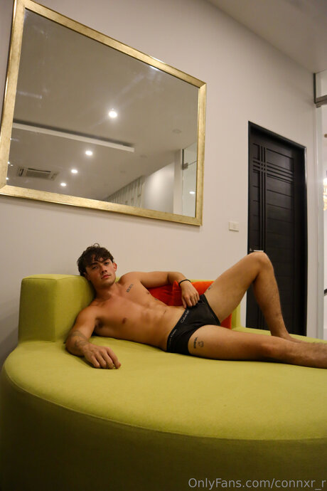 Connor Robinson beautiful actress picture