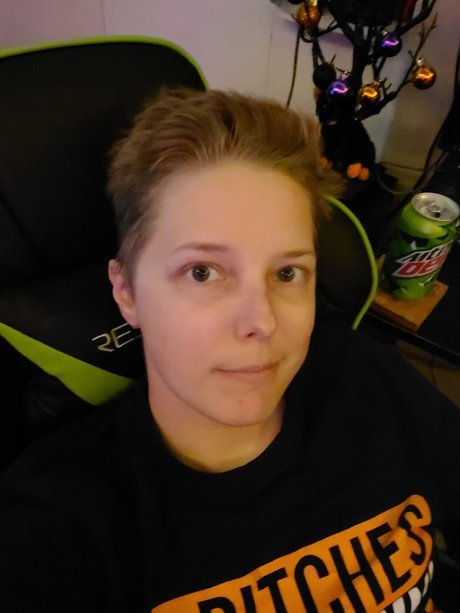 Pomsky Mom model perfect photos