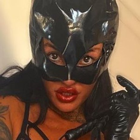 Vikki Blendell free pornstar image