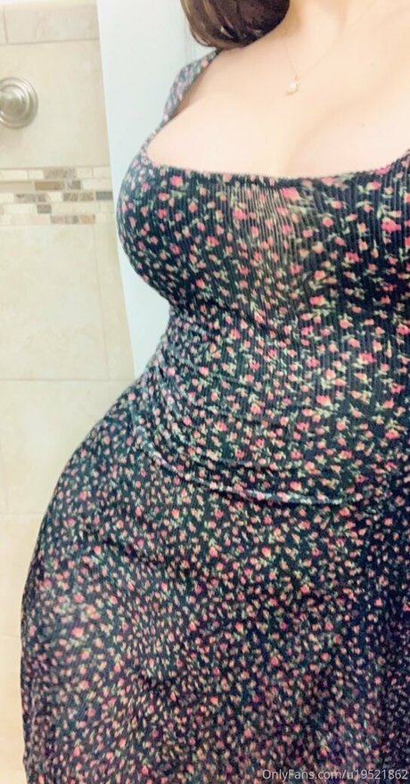 stassiebabee model adult photo