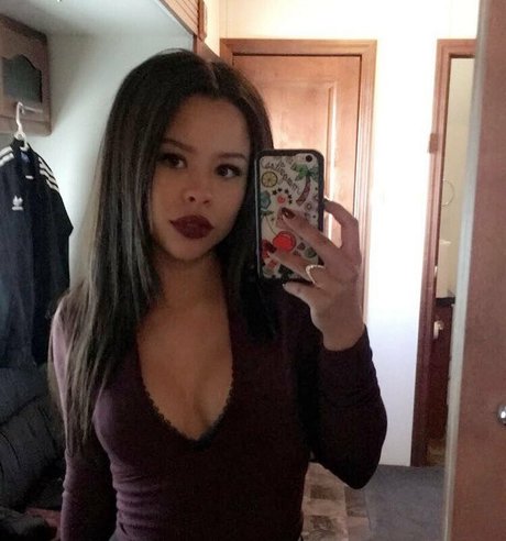 Cierra Ramirez pretty pornstar images