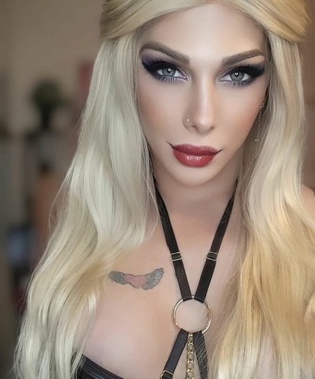 Gabriela Lori beautiful star gallery