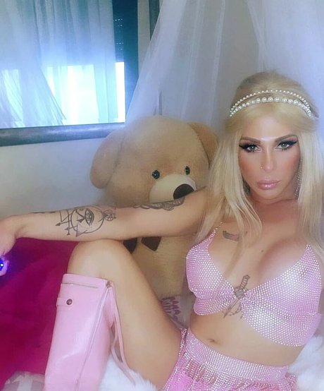 Gabriela Lori model perfect pictures