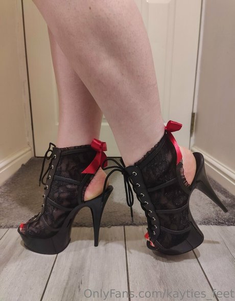 kayties feet star adult pic