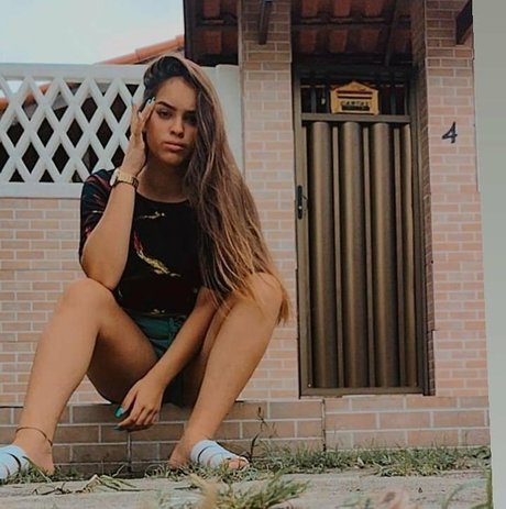 Izabelly Linhares model exclusive picture
