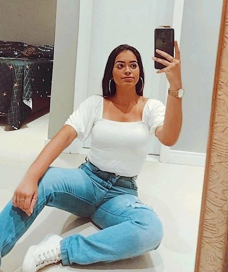 Izabelly Linhares best star picture