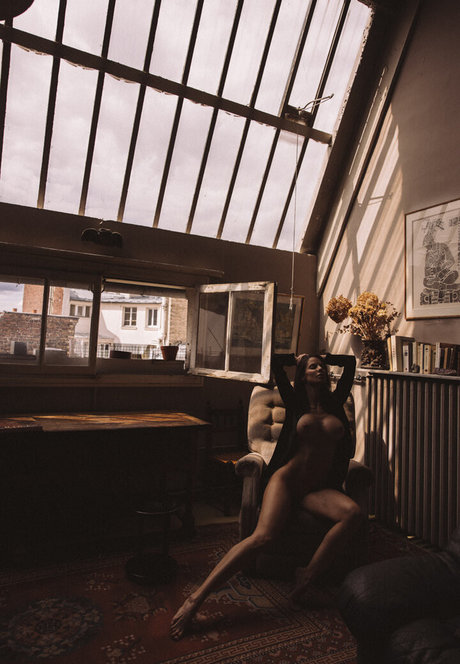 Budai Brigi adult actress pic