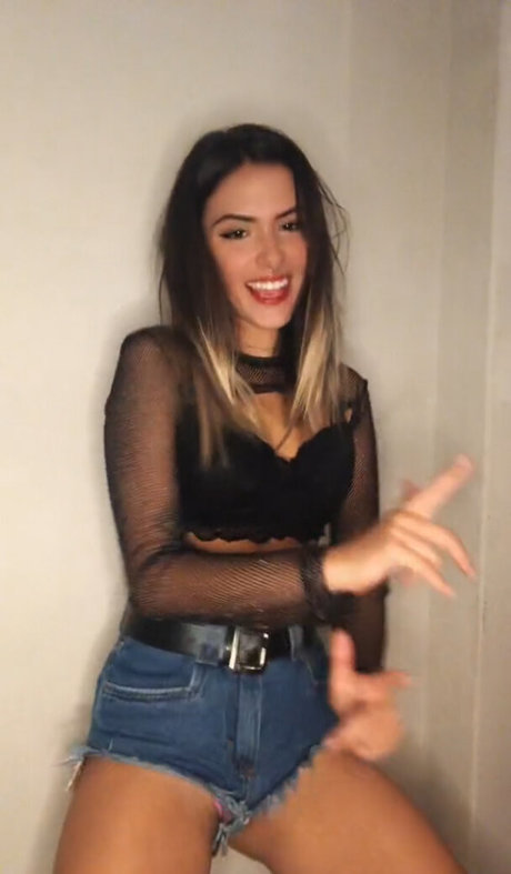 Sophia Bigo exclusive star picture