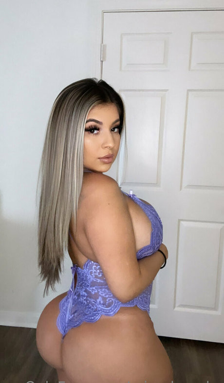 misscheeeks perfect pornstar photos