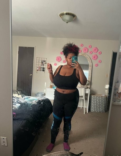 moodybb model hd galleries