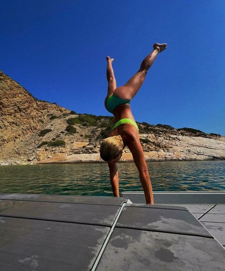 Carolina Dieckmann star pretty img