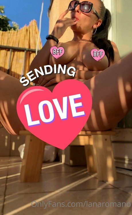 lanaromano pornstar pictures