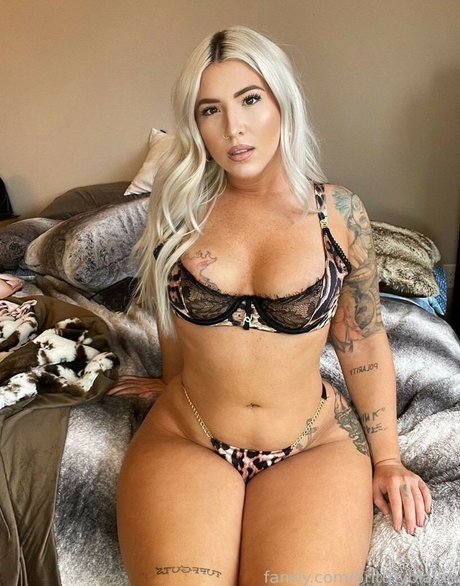 brittnyblaine hot actress photos