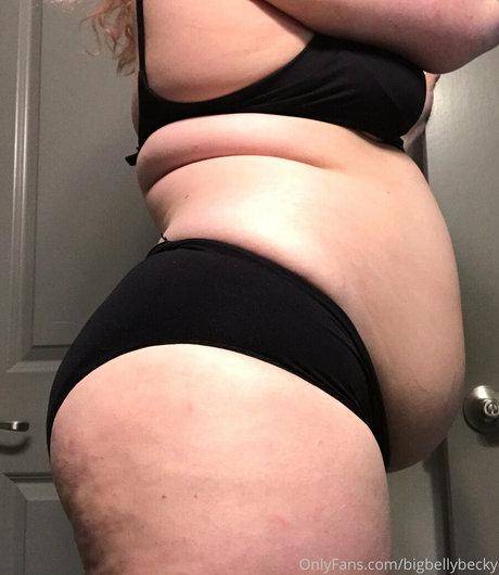 curvybecky erotic actress image