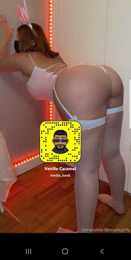 Onesarahhh pornographic star pictures