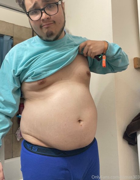 tomas303 pornographic model image