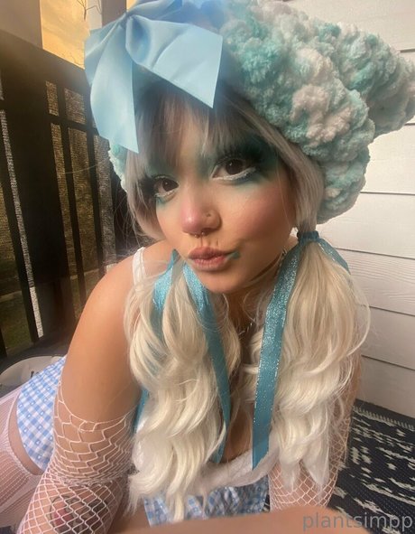 plantsimpp model xxx photos