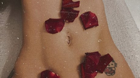 Aiza Dolmatova model erotic archive