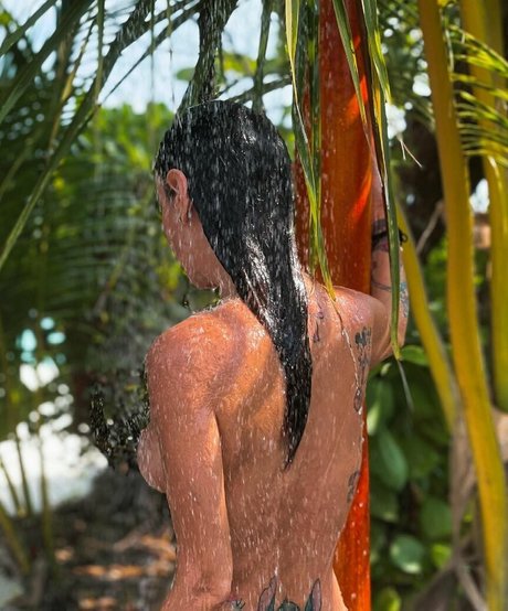 Aiza Dolmatova star nudes pics