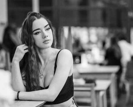 Miss Mikkaa nice pornstar pics