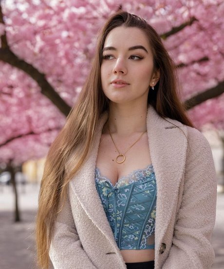 Miss Mikkaa model pretty galleries