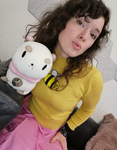 tiggerroseyfree erotic actress pic