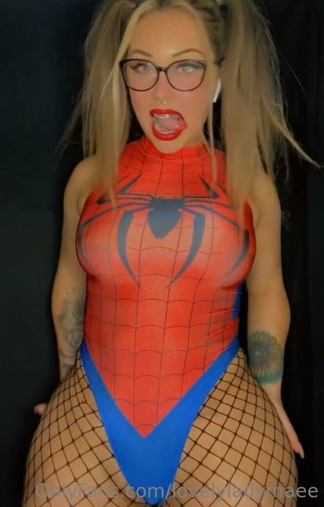 lovelyladymaee hot model gallery