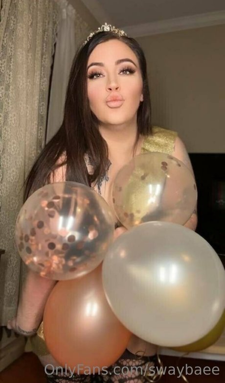 swaybaee star exclusive picture