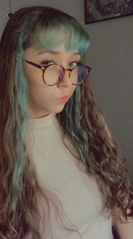 Honeybeeez nice pornstar picture