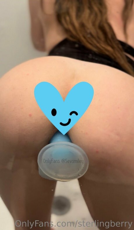 sterlingberry hot model img