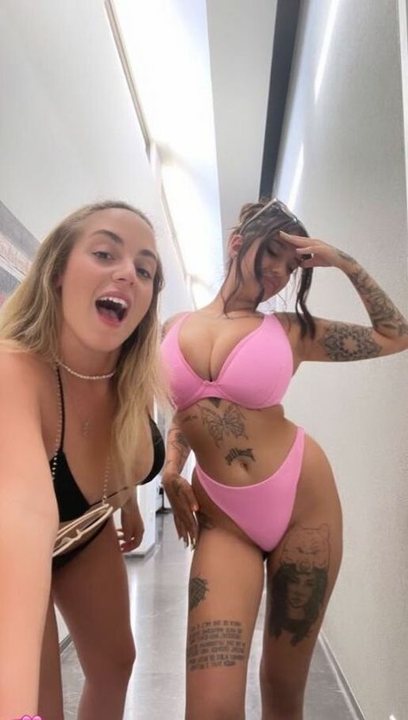 May Bakshi star high quality photo